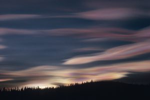 Nuages nacrés (ou stratosphériques polaires) à Kiruna (Suède)
